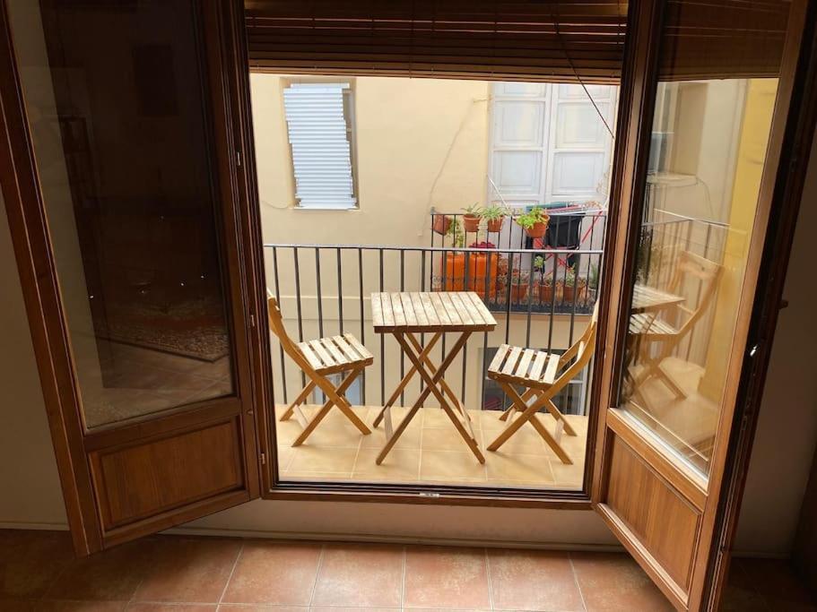 Ferienwohnung Loft Con Estilo Y Terraza En Centro Historico Valencia Exterior foto
